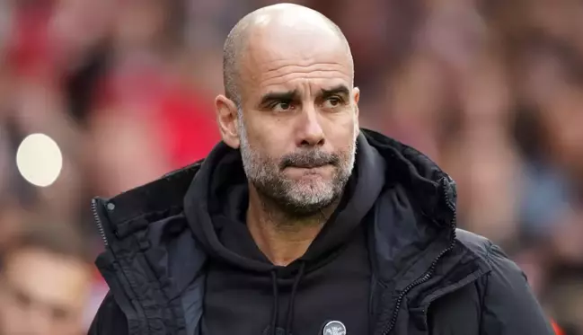 Manchester City Pep Guardiola ile sözleşme yenildi