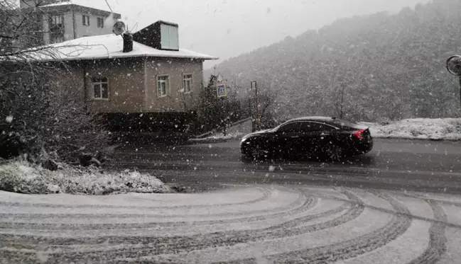 İstanbul'da beklenen kar yağışı başladı