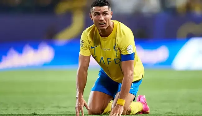 Ronaldo'nun başı botoksu yüzünden derde girdi