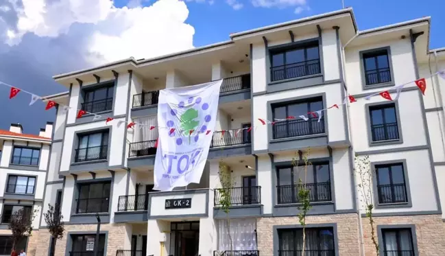 TOKİ İstanbul Arnavutköy'de 1114 daire için kura sonuçları düzenledi