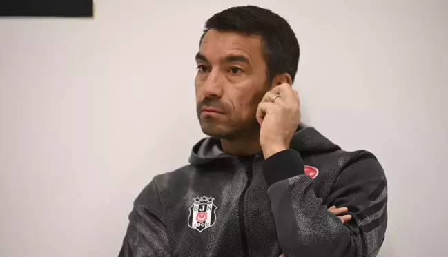 Antrenmana çıkmadı: Beşiktaş'ta Van Bronckhorst ile yollar ayrılıyor