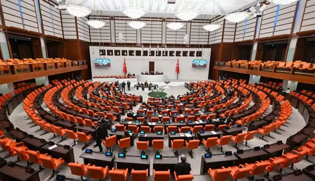 TBMM'ye dilekçe yağdı! Evlilere emeklilik hakkı isteyen de var 