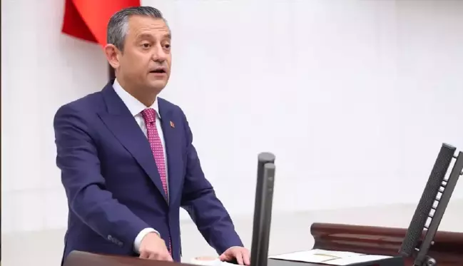 Özgür Özel: Suriye'de geçiş hükümeti kurmanın zamanı