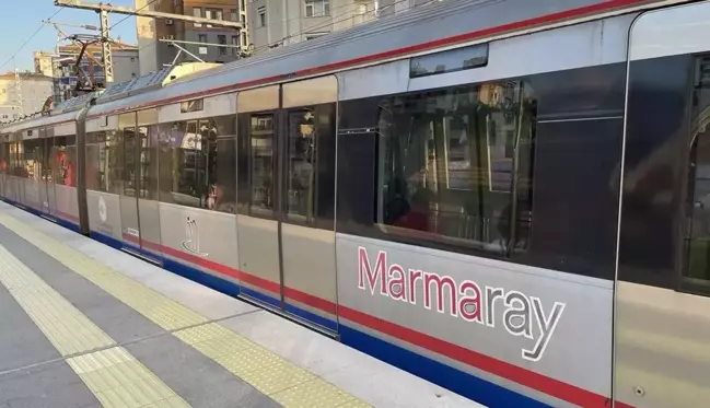 Marmaray'da teknik arıza: Seferler iptal edildi