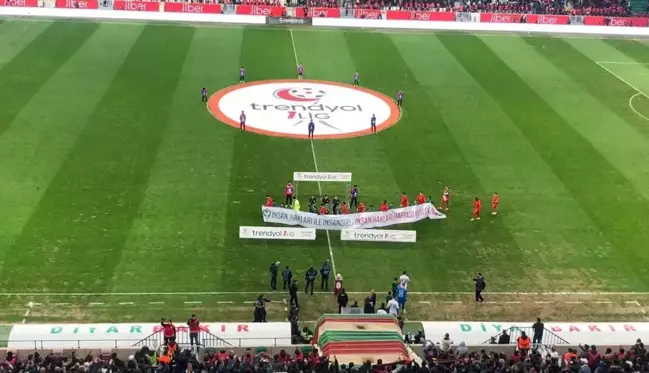 Amedspor'a pankart şoku