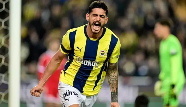 Samet Akaydın Fenerbahçe'den ayrılmayı kafasına koydu