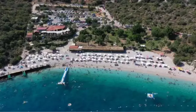 KAŞ'IN NÜFUSU BAYRAM TATİLİNE DÖRDE KATLANDI