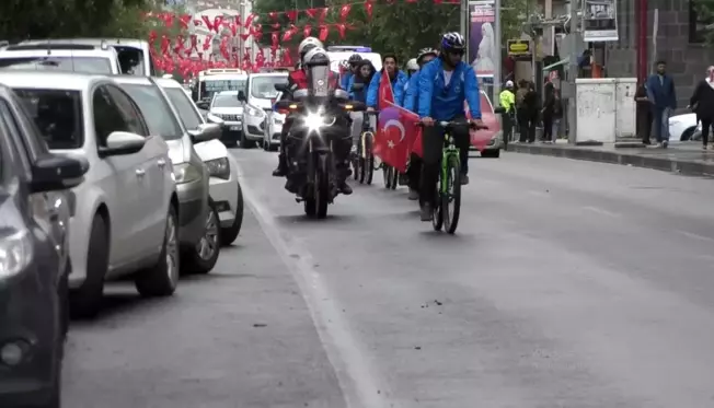 15 Temmuz şehitleri için pedal çevirdiler