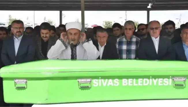 Sivas Belediye Meclis Üyesi TIR Kazasında Hayatını Kaybetti