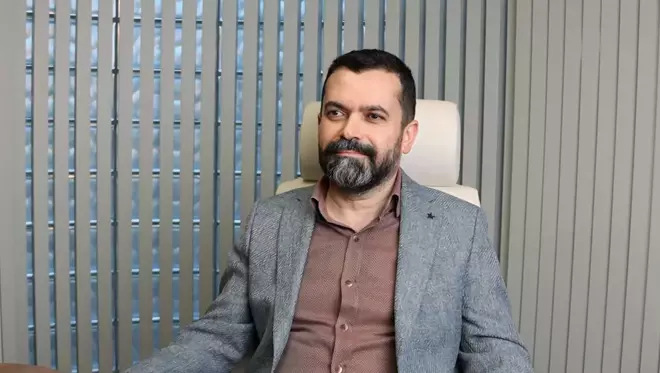 Dr. Ekrem Teymur: 2025'te yapay zeka hayatımıza daha fazla entegre olacak