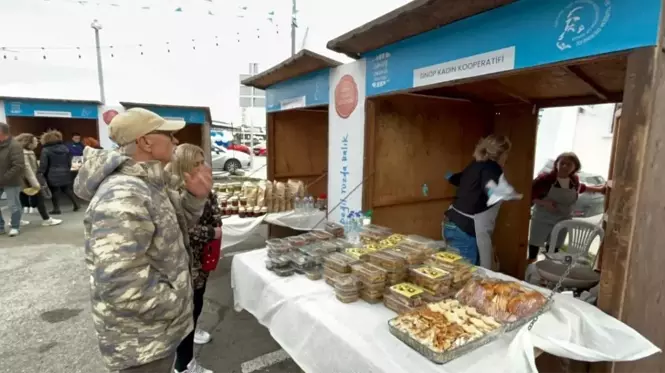 Sinop Lakerda Festivali'nde Balık Burger Yapıldı