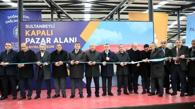 Sultanbeyli'de Kapalı Pazar Alanı Hizmete Açıldı