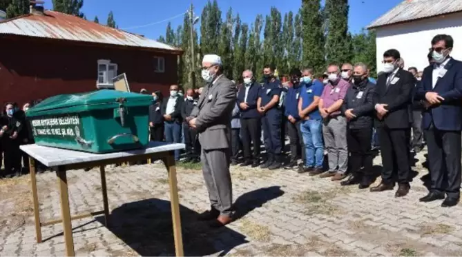 Son dakika haber... AŞIK VEYSEL'İN OĞLU BAHRİ ŞATIROĞLU, TOPRAĞA VERİLDİ