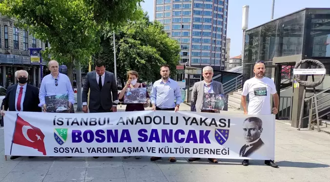 Srebrenitsa kurbanları, katliamın 26. yılında Beyoğlu'nda anıldı