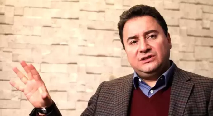 Ak Parti'den istifa eden Ali Babacan kimdir?