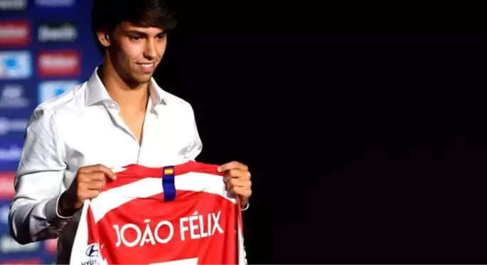 Atletico Madrid, 126 milyon euroluk transfer Joao Felix'i basına tanıttı