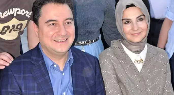 Ali Babacan'ın eşi Zeynep Babacan kimdir? Nasıl tanıştılar?