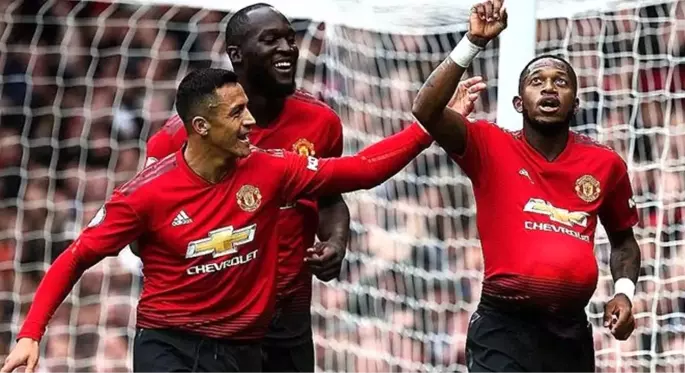 Galatasaray, Manchester United forması giyen Fred'i kadrosuna katmak istiyor