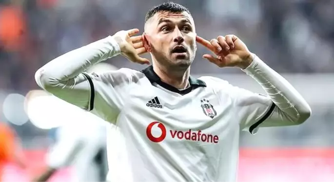 Lecce, Burak Yılmaz'ı almak için İstanbul'a geldi