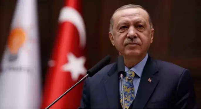 Erdoğan'ın talimatıyla AK Parti'nin kurucular listesi güncellendi: 14 kişinin ismi çıkarıldı