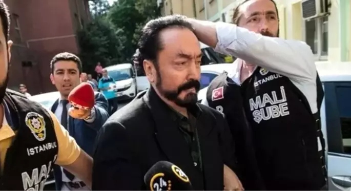 Adnan Oktar örgütüne yönelik hazırlanan iddianamede çarpıcı detay: Soruşturmayı FETÖ sonlandırdı