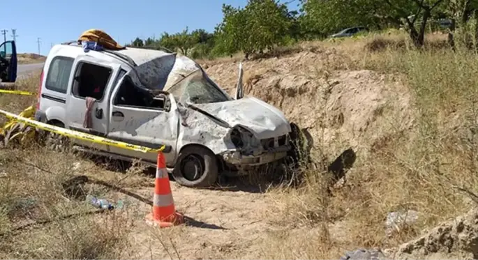 Bayram tatili faciaya döndü! Anne ve 4 aylık çocuğu hayatını kaybetti