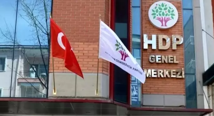 HDP, kayyum kararı sonrası olağanüstü toplanma kararı aldı