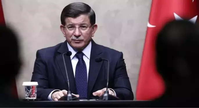 Davutoğlu ile birlikte AK Parti'den ihracı istenen Üstün: Evlat ve damat uğruna bu dava heba edildi