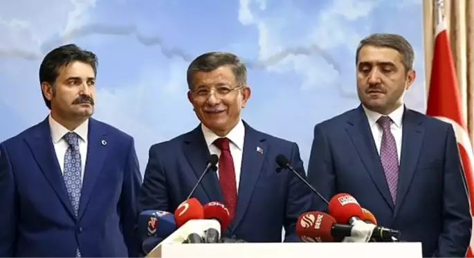 Ahmet Davutoğlu harekete geçti! Yeni partinin ilk buluşması gerçekleşiyor