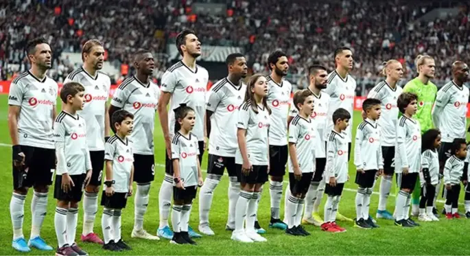 Beşiktaş'ta bu sezon 24 farklı isim ilk 11'de sahaya çıktı