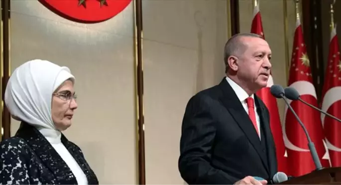 Cumhurbaşkanı Erdoğan, 29 Ekim resepsiyonunda 4 ayrı yere canlı bağlantı yaptı