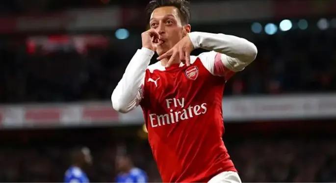 Mesut Özil, 10 milyon dolara İstanbul'da ev aldı!