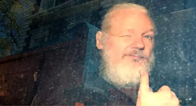 Julian Assange hakkında İsveç'te açılan istismar soruşturması kapatıldı