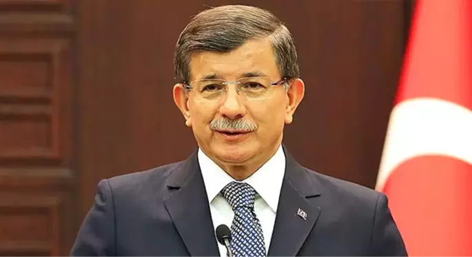 Davutoğlu ekibinden çarpıcı iddia: Belediyelerde meclis üyeleri istifa edip bize katılacak