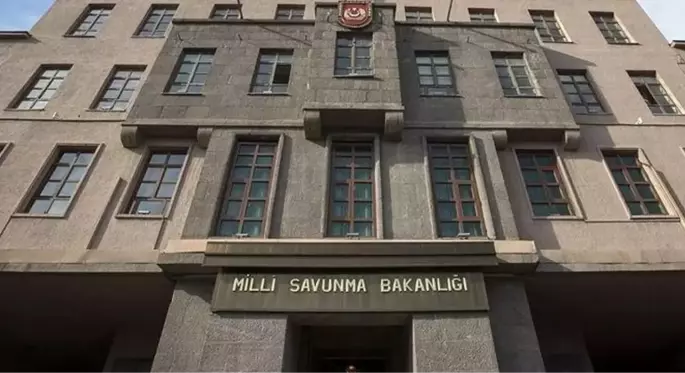 Milli Savunma Bakanlığı'ndan Nobel Edebiyat Ödülü'nün Peter Handke'ye verilmesine sert tepki