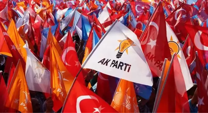 İYİ Parti'li Kayseri İncesu ilçesi Belediye Başkanı, istifa edip AK Parti'ye geçti