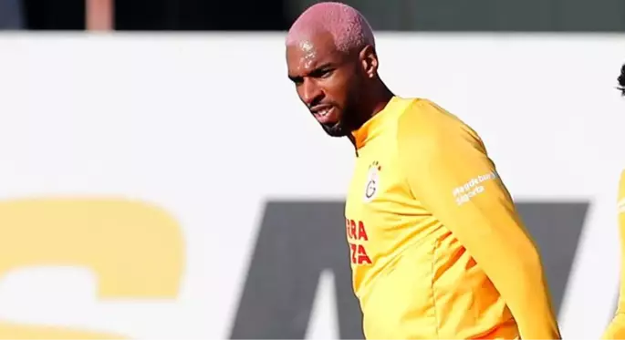 Ryan Babel'in menajeri açıkladı: Transfer için Ajax'la görüşüyoruz