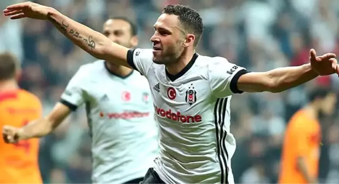 Antalyaspor ve Trabzonspor'un gündemindeki Tosic, Beşiktaş'ı istiyor