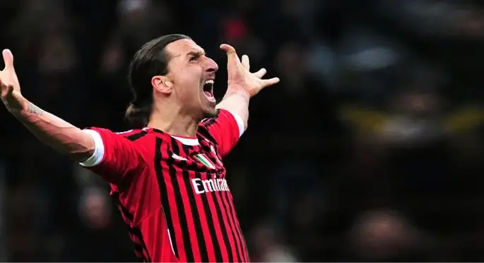 Hakan Çalhanoğlu: İbrahimovic'in Türkçe konuşmasına çok şaşırdım