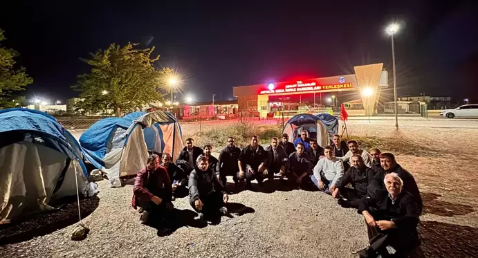 Antalya'da Teleferik Kazası: Belediye Başkanı Tutuklandı, Partililer Nöbet Tuttu