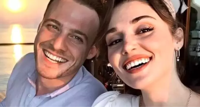 Hande Erçel ile Kerem Bürsin, el ele kameralara yansıdı