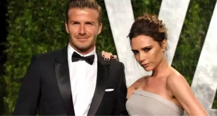 Victoria Beckham, eşi David Beckham'ın kalçasını 