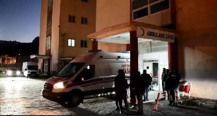 HAKKARİ'DE MADEN OCAĞINDA GÖÇÜK: 2 ÖLÜ, 1 YARALI