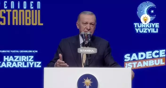 Aday tanıtımına damga vuran anlar! Cumhurbaşkanı Erdoğan, seçim şarkısına duyarsız kalamadı