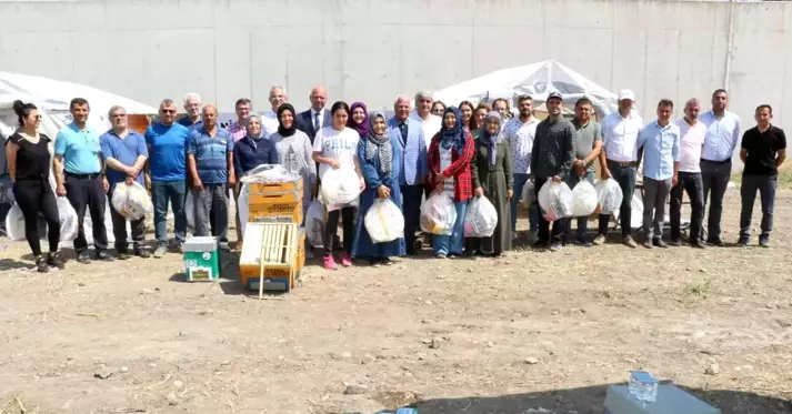 Manisa Büyükşehir Belediyesi, Soma'da arıcılığı geliştiriyor