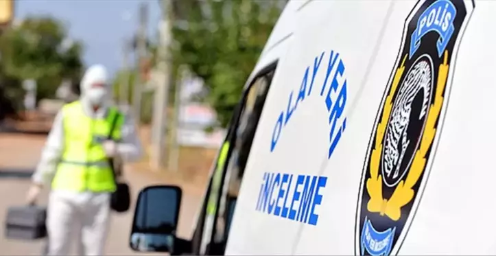 Diş hekimini çocuklarının yanında bıçaklayıp kaçtı