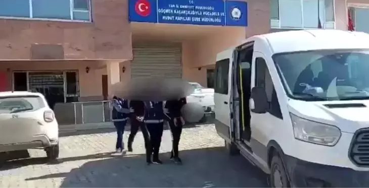 Van'da Göçmen Kaçakçılığı ve İnsan Ticareti Operasyonu: 4 Tutuklama