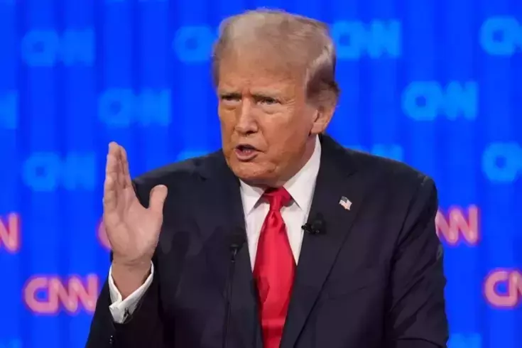 Trump: İran'a doğru ilerleyen büyük bir gücümüz var