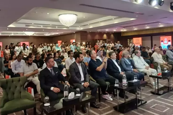 Tunus'taki Uluslararası Öğrenci Tanıtım Fuarı'na gençlerden yoğun ilgi