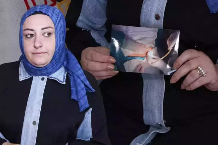 Karnında 15 santimlik hortum unuttular! Başhekimin açıklaması daha da skandal